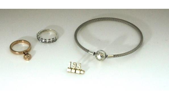 armband en 2 ringen PANDORA, mogelijke gebruikssporen
